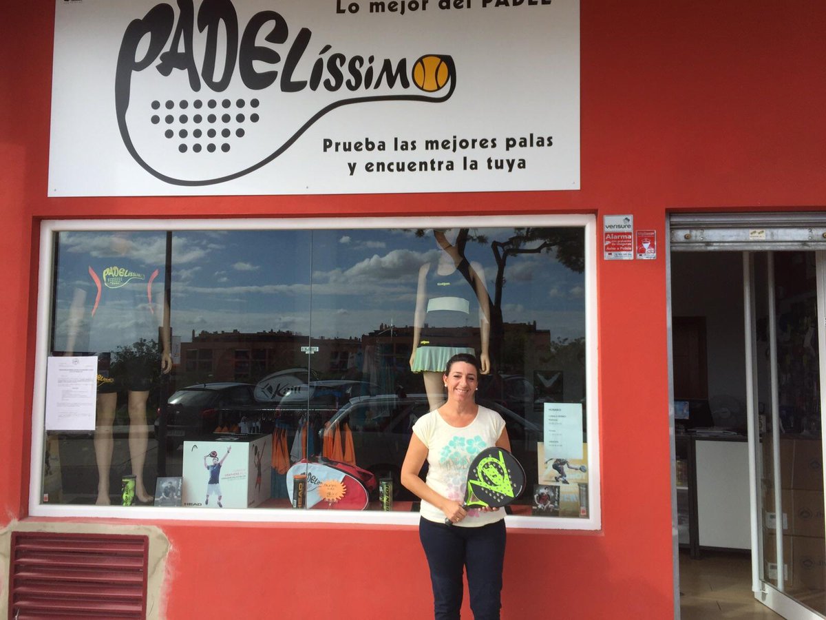 dunloppadel's tweet photo. En la tienda @padelissimo podrás probar la nueva pala Dunlop con la novedosa tecnología #PowerFlex Go Go Go! https://t.co/xXlTxn3eq2