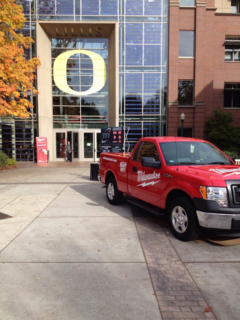 TTI has jobs! Stop by Lillis today to learn more! #leadershipdevelopment <a href="/Univ_Of_Oregon/">New: @uoregon</a> @HireADuck <a href="/UOBusiness/">Lundquist College</a>
