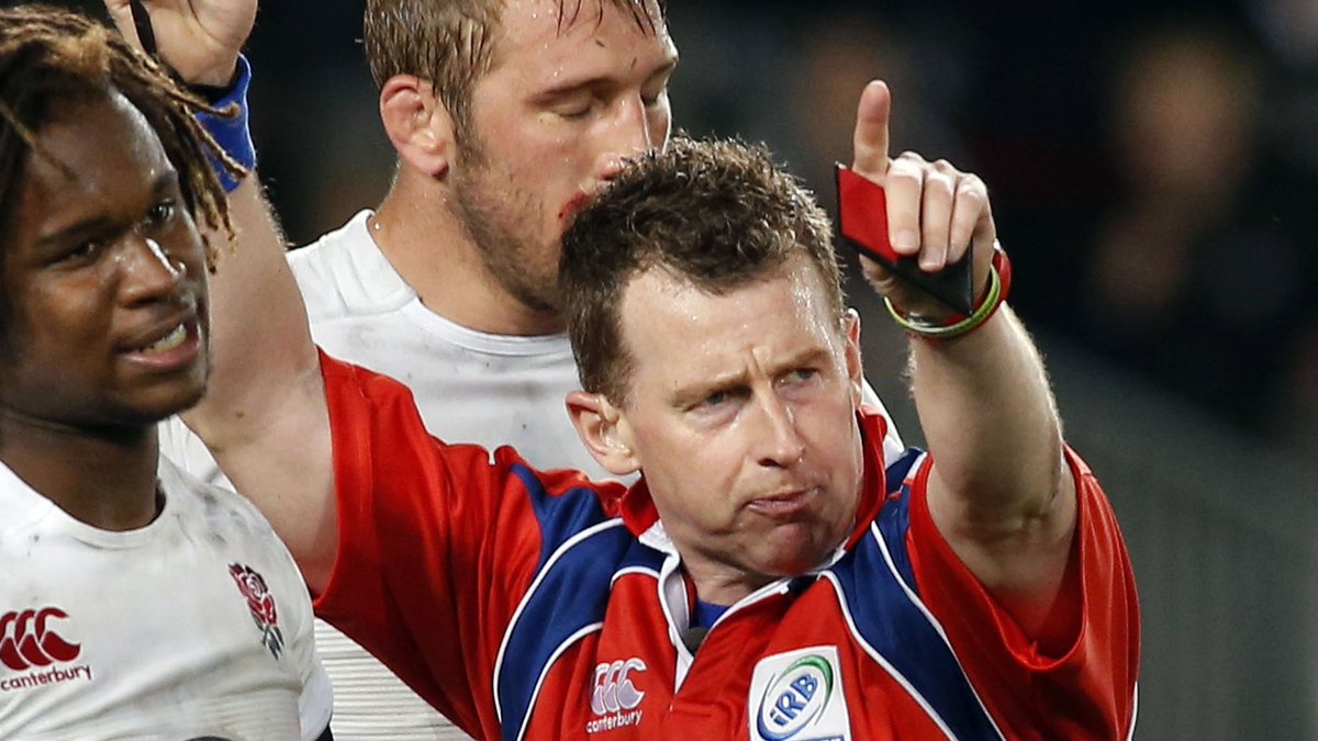 FT's tweet image. Top Welsh ref - and stand-up comic - to take charge of Rugby World Cup final on.ft.com/1KCHtx8 #rwc2015