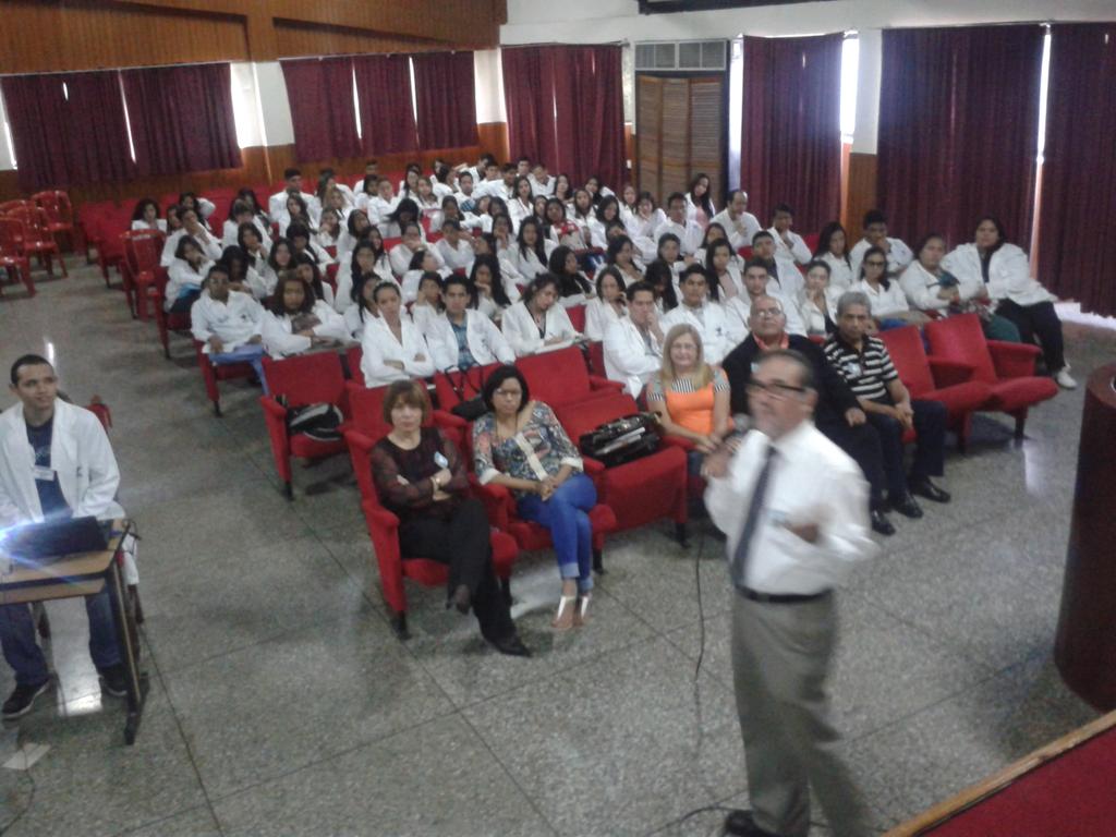 unergprensa1's tweet photo. Estudiantes de medicina #Unerg participan en conversatorio sobre la actitud q debe tener el médico en la actualidad https://t.co/8qfuRtP7On