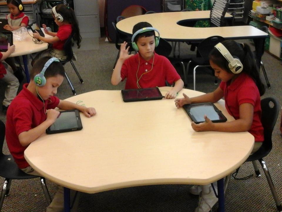 inroom108's tweet photo. We are learning about Math on our tablets today!#msoctx https://t.co/hvjsMjqDSp