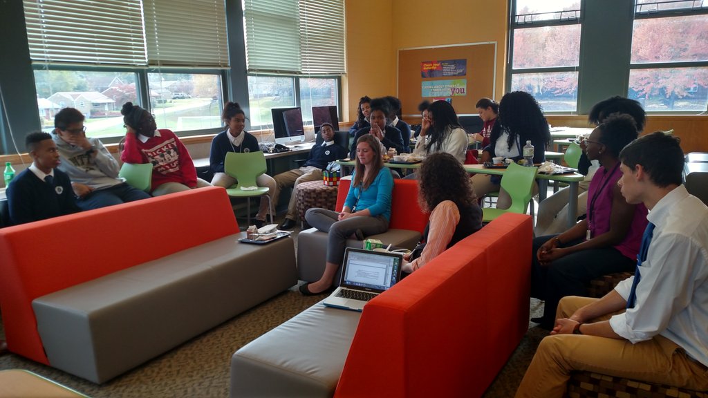 Design2Activ8's tweet photo. @HFAPgh Ss &staff gather to debrief the @PittCUE @RussSkiba lecture w/ @adam_alvarez13 #CUEtalk #HFAInnovates https://t.co/bazGzWYOLd