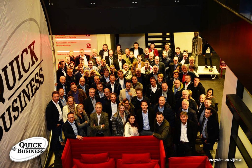 QuickBusiness20's tweet photo. Gisteren een inspirerende, gezellige Walking Diner-avond beleefd met #QuickBusiness in 3 skyboxen @GrolschVeste https://t.co/34jZ7W7V0L