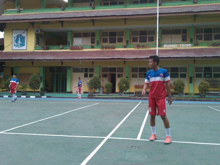 smk58futsal's tweet photo. Peran mereka cukup bagus di angkatan ny masing". Satria ( x ) , dharma ( XI ), andy ( XII ). Jngan cepat puas . https://t.co/6gDFQCiY6H
