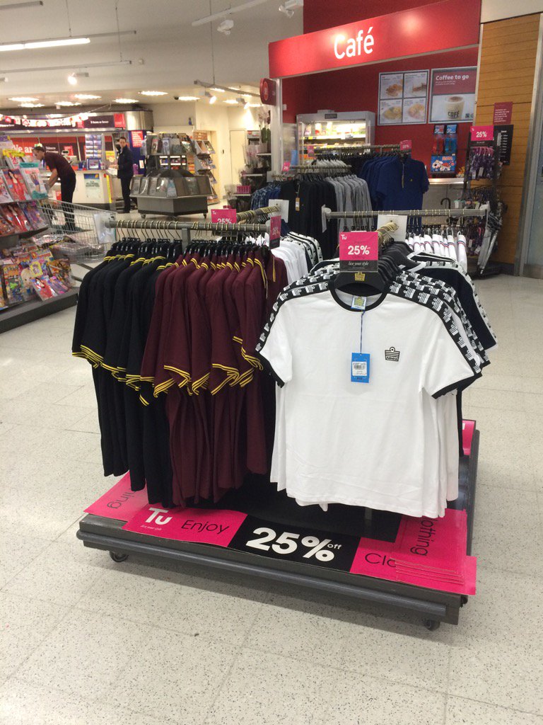 DerekN_2014's tweet photo. Admiral range back in the UK. Only sold at sainsburys hazel grove#25% off https://t.co/FMBxJyXEKd