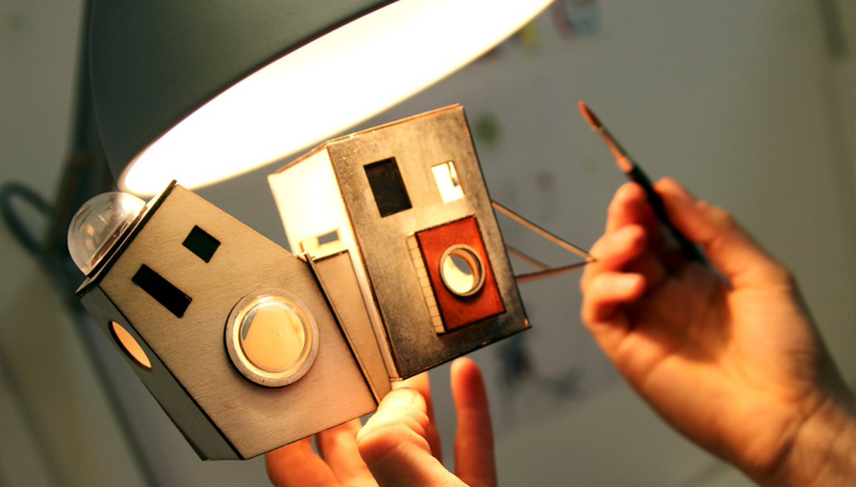 AppStoreGames's tweet image. Coming soon: Lumino City brings new meaning to hand-crafted games. Check out the work in progress.