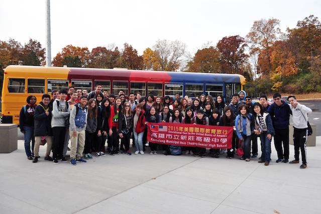 BHBlackHawks's tweet photo. BHHS Chinese class students are taking their friends from Taiwan to @DiaDetroit today! #TaiwanFriends #BHHSChinese https://t.co/bHPHqPwIeO