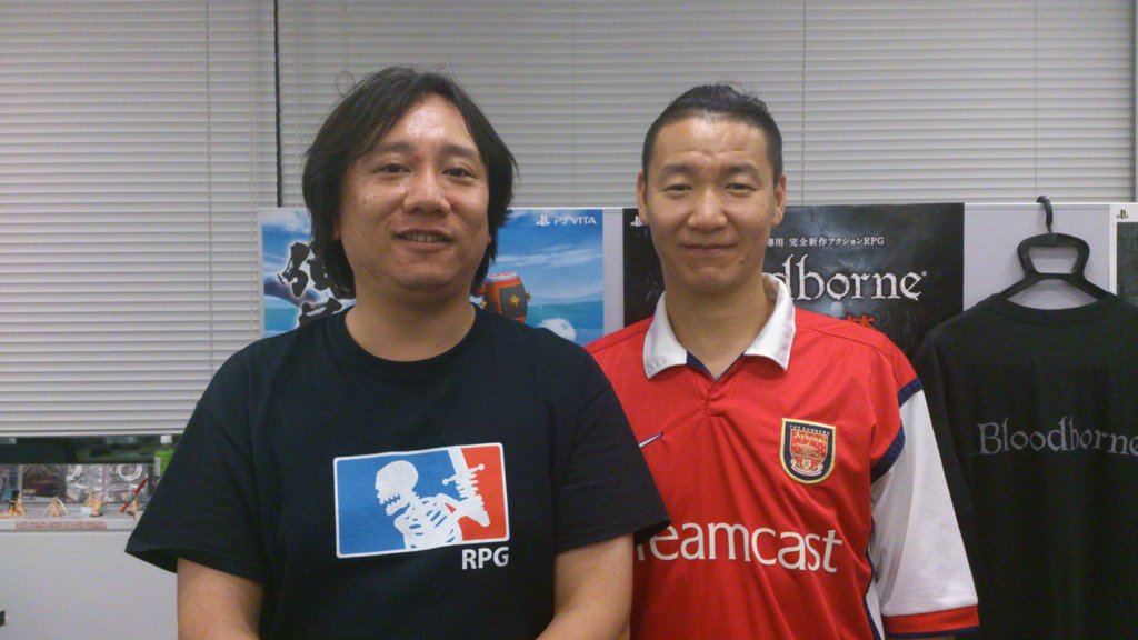 nobukinagai's tweet photo. 『MLB 15』ニコ生にて激闘を繰り広げたお二人を試合直後に激写!お疲れ様でした!…しかし18対17って…笑 #MLB15 https://t.co/a9nhL2jyY9