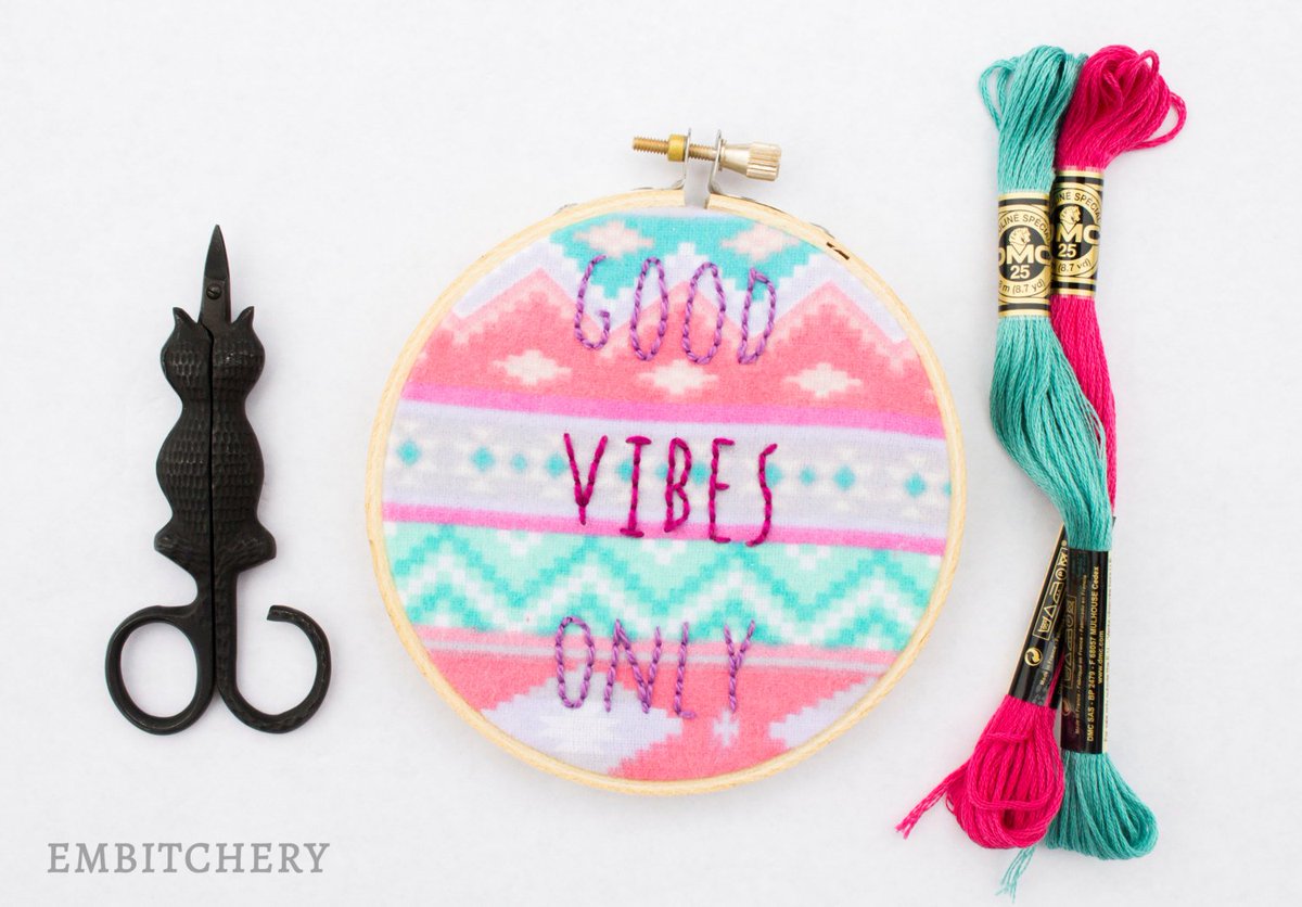 SavannahinMD's tweet image. Good Vibes Only Sign, Good Vibes Wall Art, Hand Embroidery, Em… etsy.me/1EpcrWr #Etsymntt #GoodVibesOnlySign