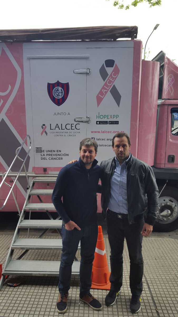 SanLorenzo's tweet photo. #SanLorenzo, LALCEC y una exitosa campaña de prevención contra el cáncer de mama: https://t.co/TmAhrF00Dz https://t.co/QjdMKwsxuA