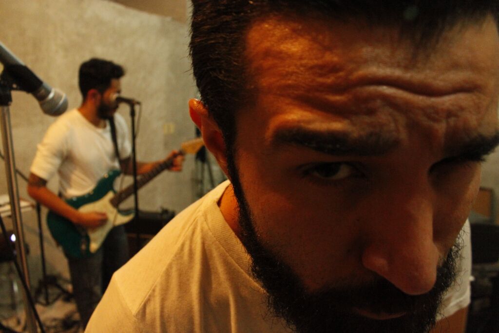 SterlingStatus's tweet photo. #fender #intheback #eyeofthetiger @tarro2000 @37wonder_ https://t.co/dVmz9xe9np