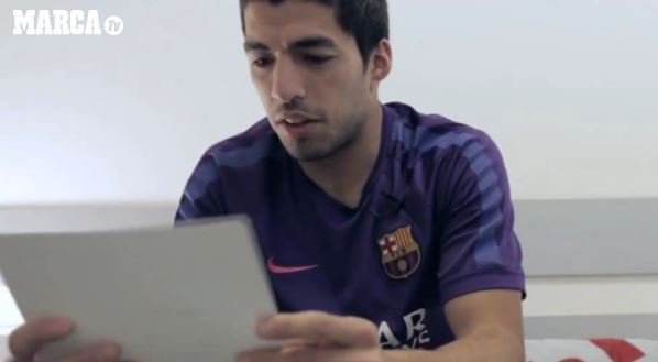 marca's tweet photo. .@LuisSuarez9 no olvida sus orígenes... y hace un guiño al Nacional  ▶ https://t.co/JhQjegeUhm https://t.co/jEhAIMhNPf