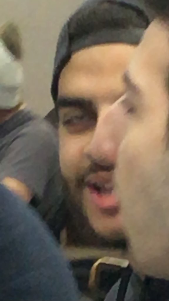 THEEMIKEWANG's tweet photo. 20 minutes into mental illness and chill and he give you this look @AMeddaoui https://t.co/h7n9jY9jgn