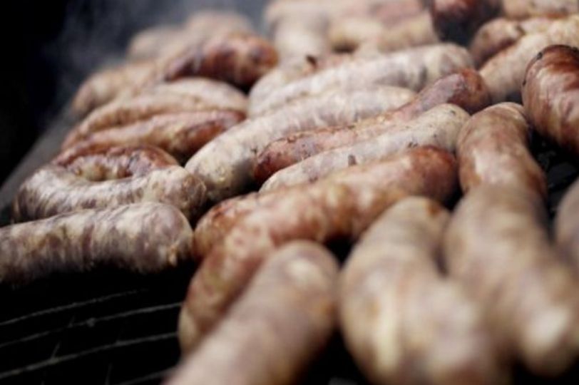 tromepe's tweet photo. #OMS: Carne procesada es cancerígena y la carne roja "probablemente"  https://t.co/479HbTpAGU https://t.co/rlpFhXwt5U