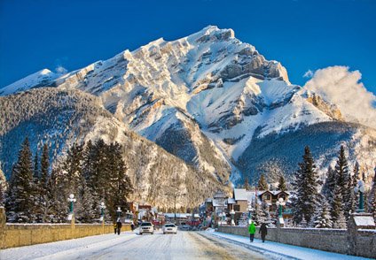 skibundle's tweet photo. Banff accom, lift ticket and rentals only $635 US per adult, 7 nts! Book by Oct 31! #skibig3
https://t.co/6qASy7vkyA https://t.co/Jp86sCkwtm