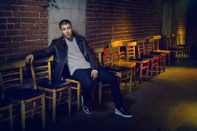SPIN's tweet photo. In the Studio: @nickjonas doused his upcoming album with R&amp;B heartache https://t.co/dA9lyJUUB3 https://t.co/cf74fKilsa