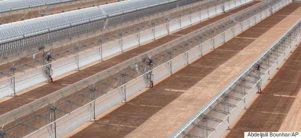 HPShopping's tweet image. The Moroccan city of Ouarzazate is powering a million homes using mirrors. No really huff.to/1Lz6VaW