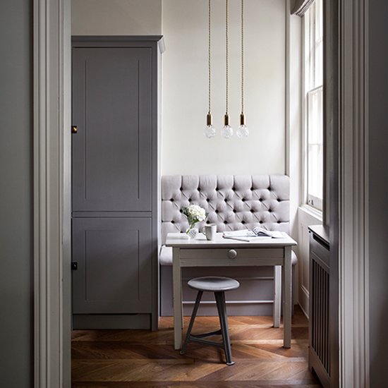 So it seems good things really do come in small packages - like this chic London flat housetohome.co.uk/articles/5-sup…
