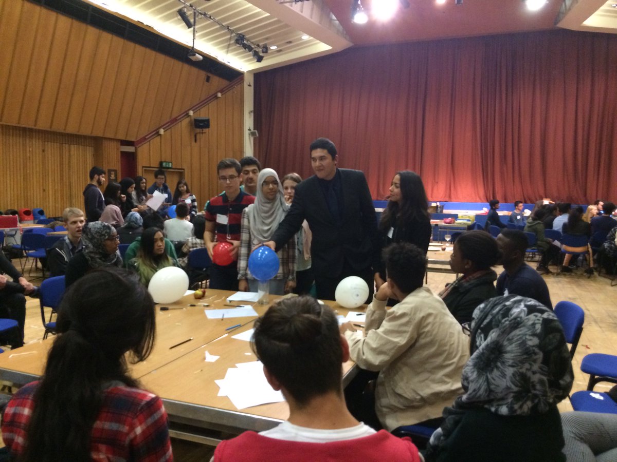 icoutreach's tweet image. “Can someone tell me some properties of a balloon?” #STEMPotential