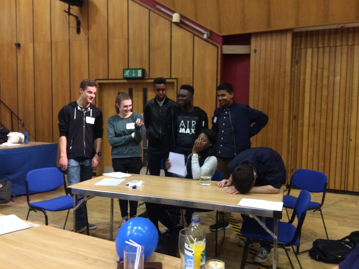 icoutreach's tweet image. #STEMPotential science presentations are go!