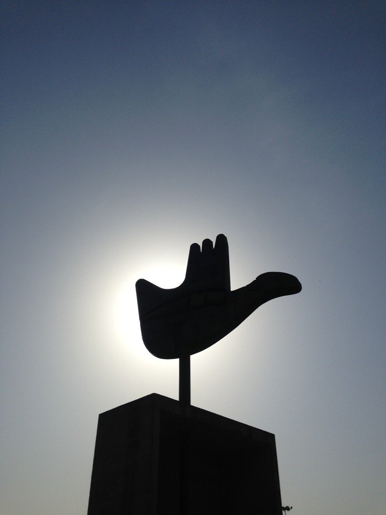 smartchandigarh's tweet image. #OpenHandMonument #Symbol of &quot;City Beautiful&quot; Chandigarh #Support us for SmartCity #Open to give and open to receive