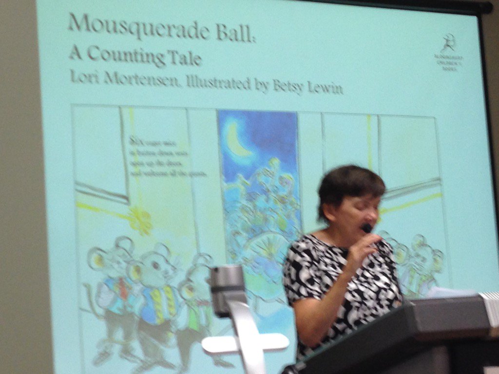 christhebookie's tweet photo. Who wouldn't want to go to a Mousquerade Ball. @bloomsburykids #LIBookBuzz https://t.co/k0dqxwmHsD