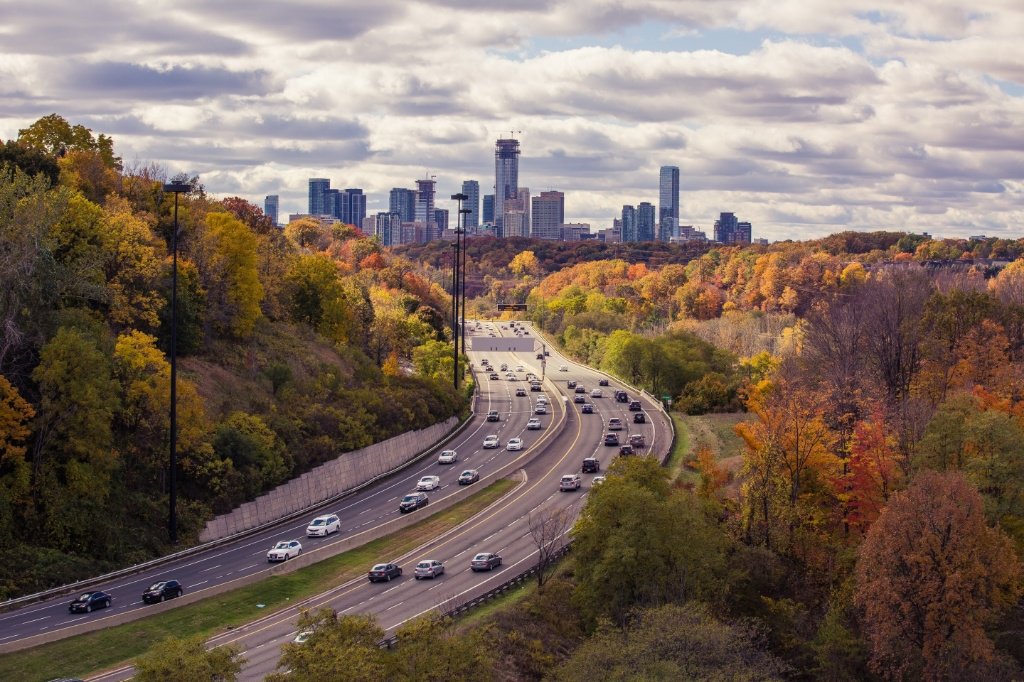 Rescour's tweet photo. New article for #CRE: 5 Q&amp;As on single family developers entering #multifamily https://t.co/hvXaKwv1QU https://t.co/dQfV0foglS