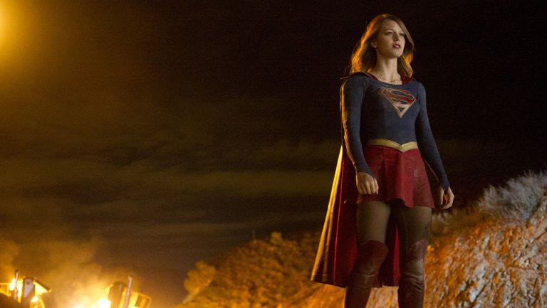 THR's tweet photo. TV Ratings: CBS' 'Supergirl' Soars on Premiere Night https://t.co/TA9e4rPHKF https://t.co/EcXNXQ7on4