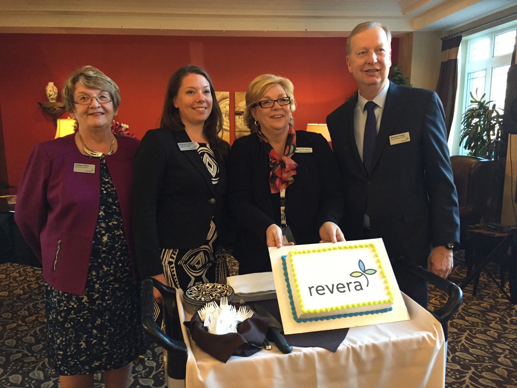 Who wants cake? #ReveraDay1 <a href="/ValleyStreamRC/">Valley Stream</a>