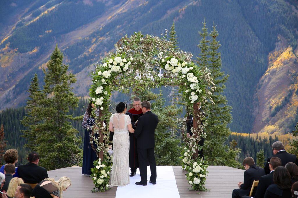 miltonlperry's tweet photo. So honored to marry my good friends Mickey and Teresa Dunn on Aspen Mountain recently!  What a setting!! https://t.co/NOeHB3RvJQ