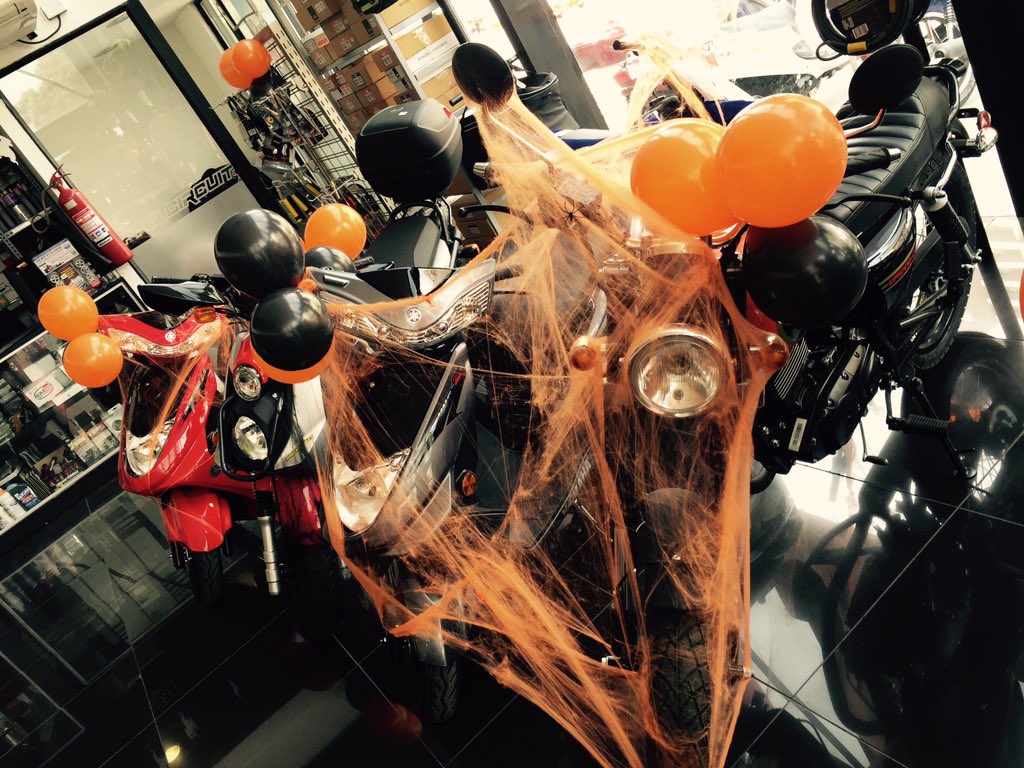 procirymaha576's tweet photo. Ven a tus ofertas Halloween !!! https://t.co/g1pwKD4upd