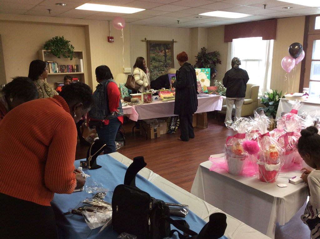 StoddardDC1902's tweet photo. #Art Show by residents and staff and silent auction at Stoddard Baptist Global Care https://t.co/424VxB8Jzm