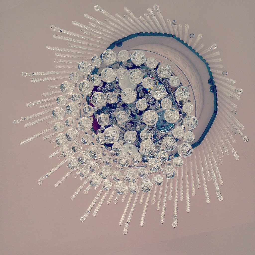 L0tusArtGallery's tweet image. Won-da-full!! #funlights #dancing #laughs #friends n #family !