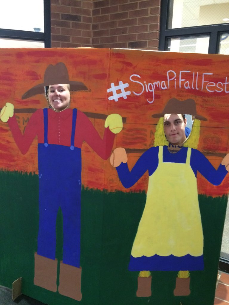 sadielynn15's tweet photo. #sigmapifallfest #KD https://t.co/l1smaqISKB