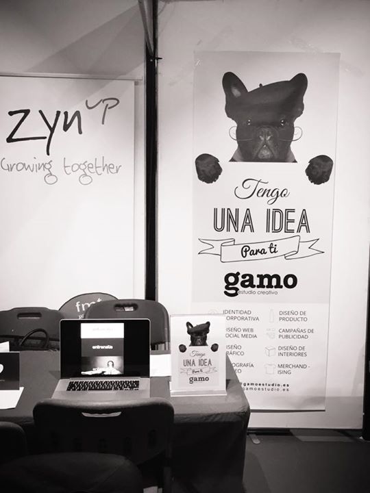 GamoEstudio's tweet photo. Finalizamos la feria de #empleo en la @CCGranada de #Granada . #GranadaEnMovimiento  #FEG2015 https://t.co/uGzjl9PbY4