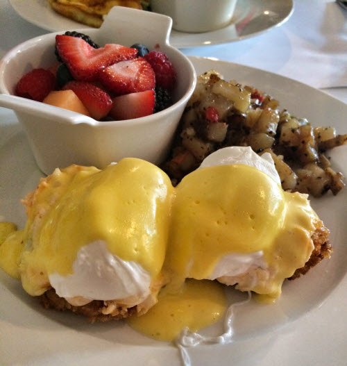 inthemiddlenash's tweet photo. Classic brunch done the right way @mackandkates in #Franklin - New on the blog: https://t.co/RM8q4SgT2b https://t.co/BWKWH2exZx