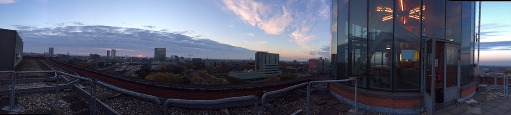 GinoMacnack's tweet photo. @werkenbijEY  KANTOOR EINDHOVEN https://t.co/GrudOQxrXu