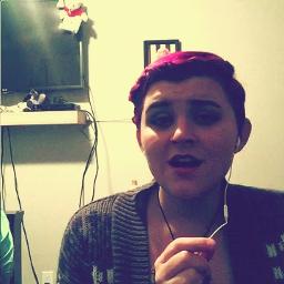 Dengarkan cover "Creep" ini melalui #Smule: smule.com/p/390674180_19… #SingKaraoke