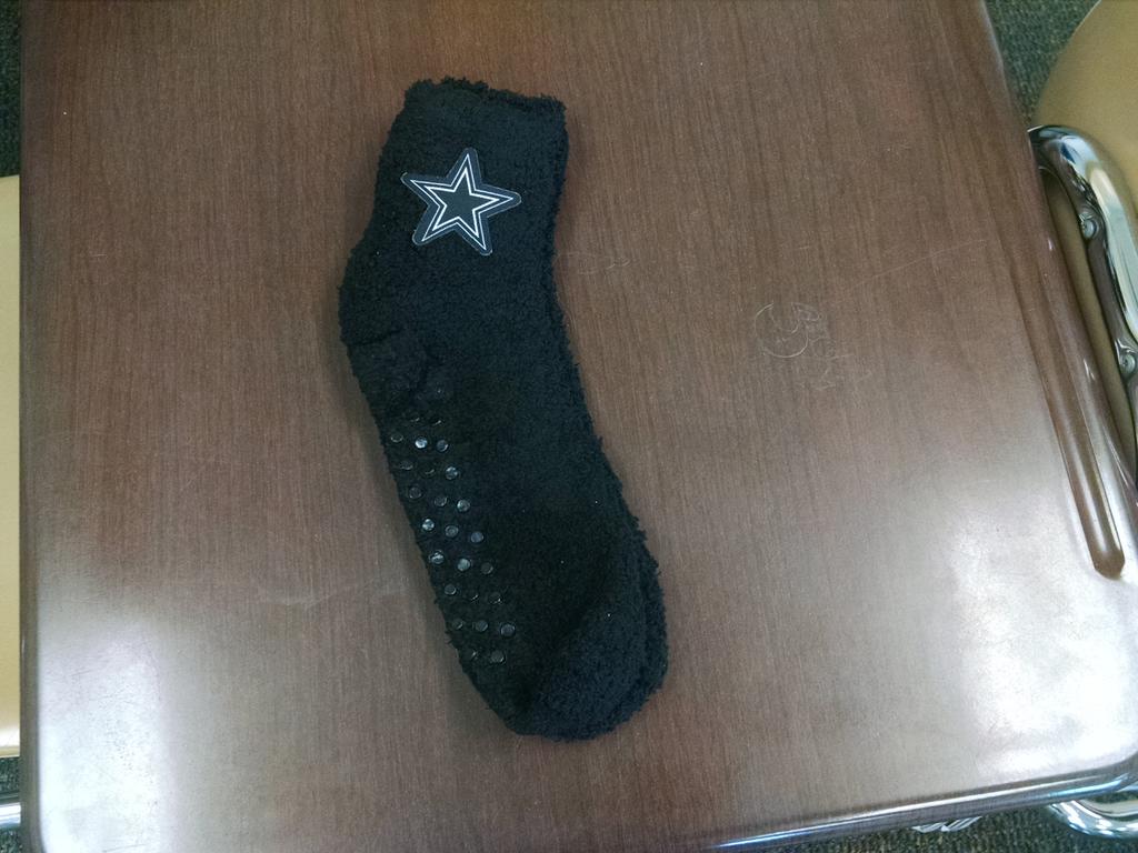 kbm_kepreos's tweet photo. $8 black fuzzy socks now available! https://t.co/cZI9eoIU9T