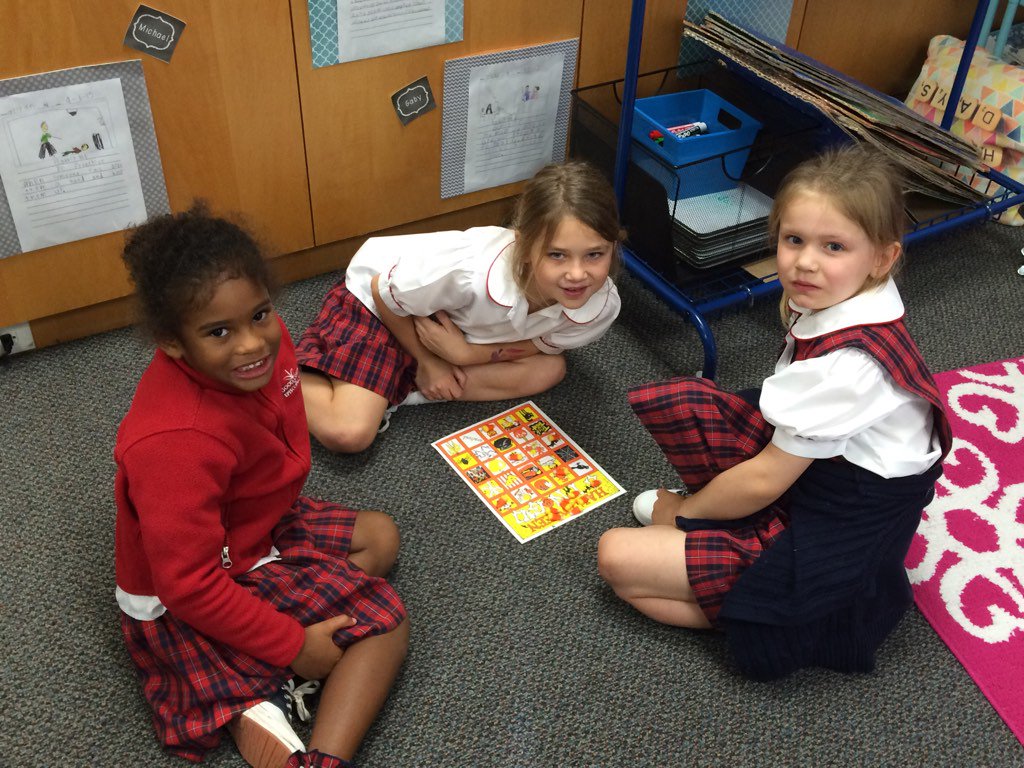 KBush_gses's tweet photo. 2B celebrated Halloween with @elee_gses pre-k class! @gsesdallas https://t.co/MTV7f2QJMv