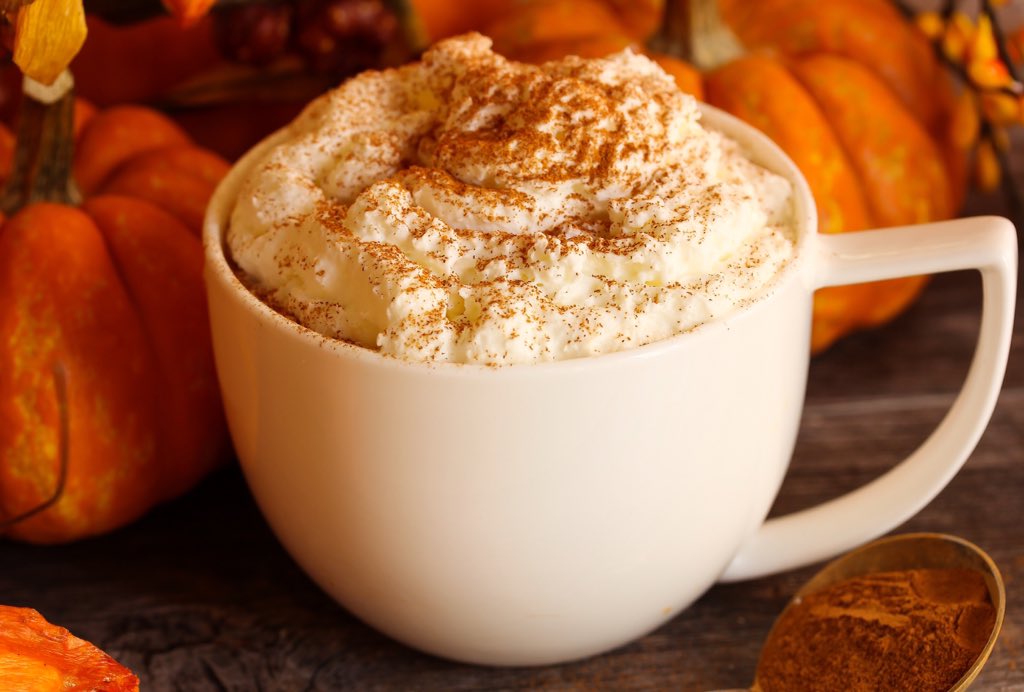 How perfect does this look? Get your pumpkin spice on! #pumpkinholiday #pumpkinspice #brucoffee