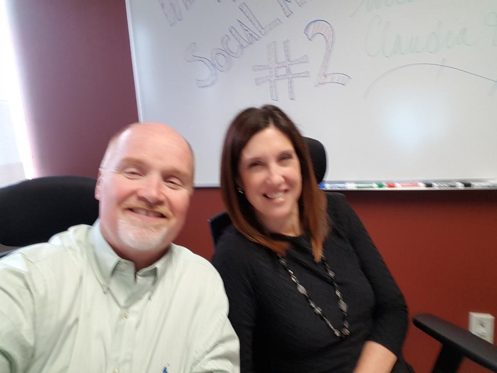 lvail61's tweet photo. #GCCCNJ #SYNCHRON8 #INCUTATE Leveraging Social Media Workshop Part 2 https://t.co/m4xTGbHvnl