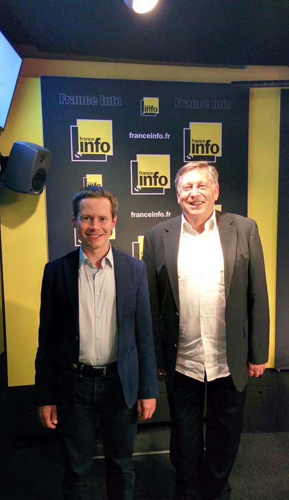AcfjfJouets's tweet photo. Dans un peu moins d'1h c'est l'itw éco de @Jean_Leymarie sur @franceinfo avec Serge Jacquemier de l'ACFJF ! https://t.co/iPJUOWgPmV
