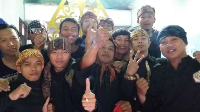 jahari_jahari's tweet photo. Barudak https://t.co/Uz8NEx0bYA