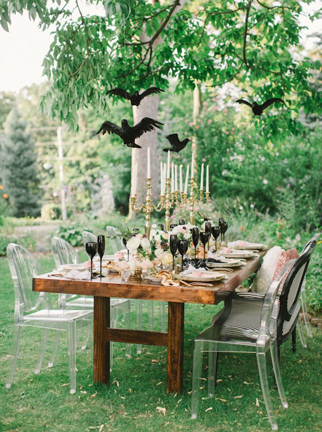 SusanZisesGreen's tweet photo. #Halloween is almost here! This means it’s time to start decorating! Here some #tablespaces ideas! #home #decor https://t.co/JgpcRwRDb1