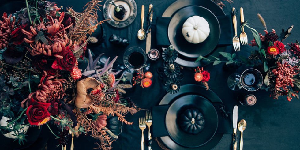 SusanZisesGreen's tweet photo. #Halloween is almost here! This means it’s time to start decorating! Here some #tablespaces ideas! #home #decor https://t.co/JgpcRwRDb1