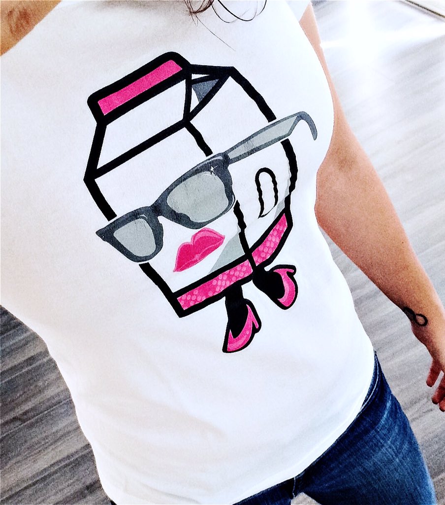 RabbitDressCode's tweet image. Tengan un gran martes! #CDMX #BuenMartes #AhiNosVemos #polanco #condesa #roma #hechoenmexico #fashionmx #tee