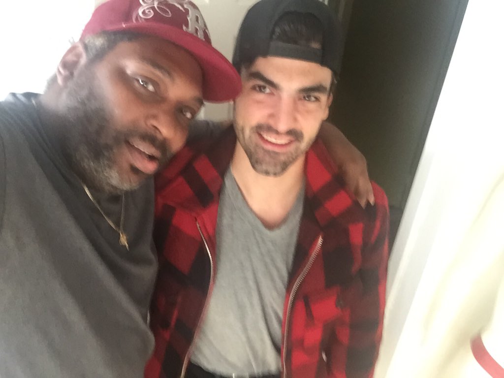 me_taichunn's tweet photo. With @giorgiopannetta #alwaysworking #rockyourindependantstyle #fashionisalifestyle @MVCTaichunn @TAICHUNN https://t.co/DlwTwdd8ul