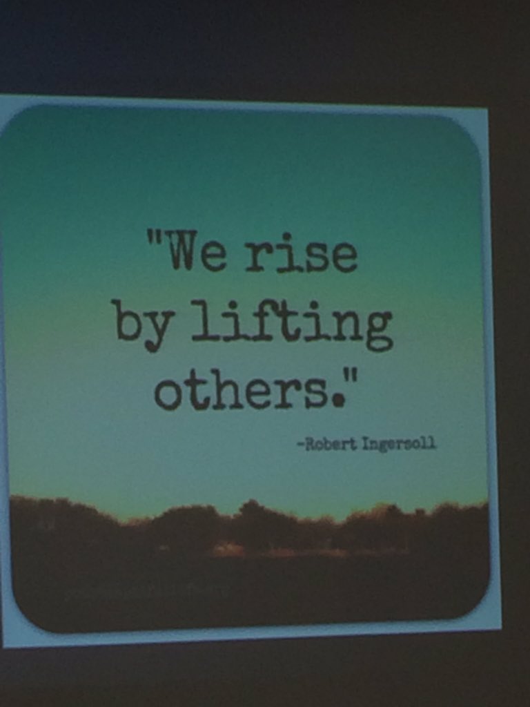 MaldonadoHCISD's tweet photo. #tweet2transform #annual15 https://t.co/Ris3jLEt9a