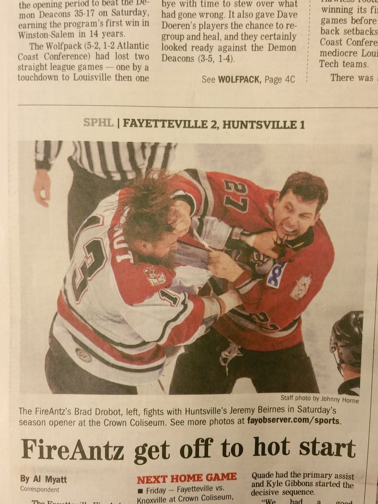 AmberyEdge's tweet photo. @b_drobes Huntsville fight like girls he went straight for your hair. Watchout for those openhanded-slaps too. Lol https://t.co/Zd8PCIYsRm